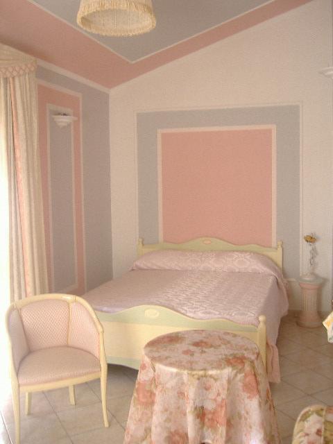 Villa Paradise Resort Gallicano nel Lazio Værelse billede